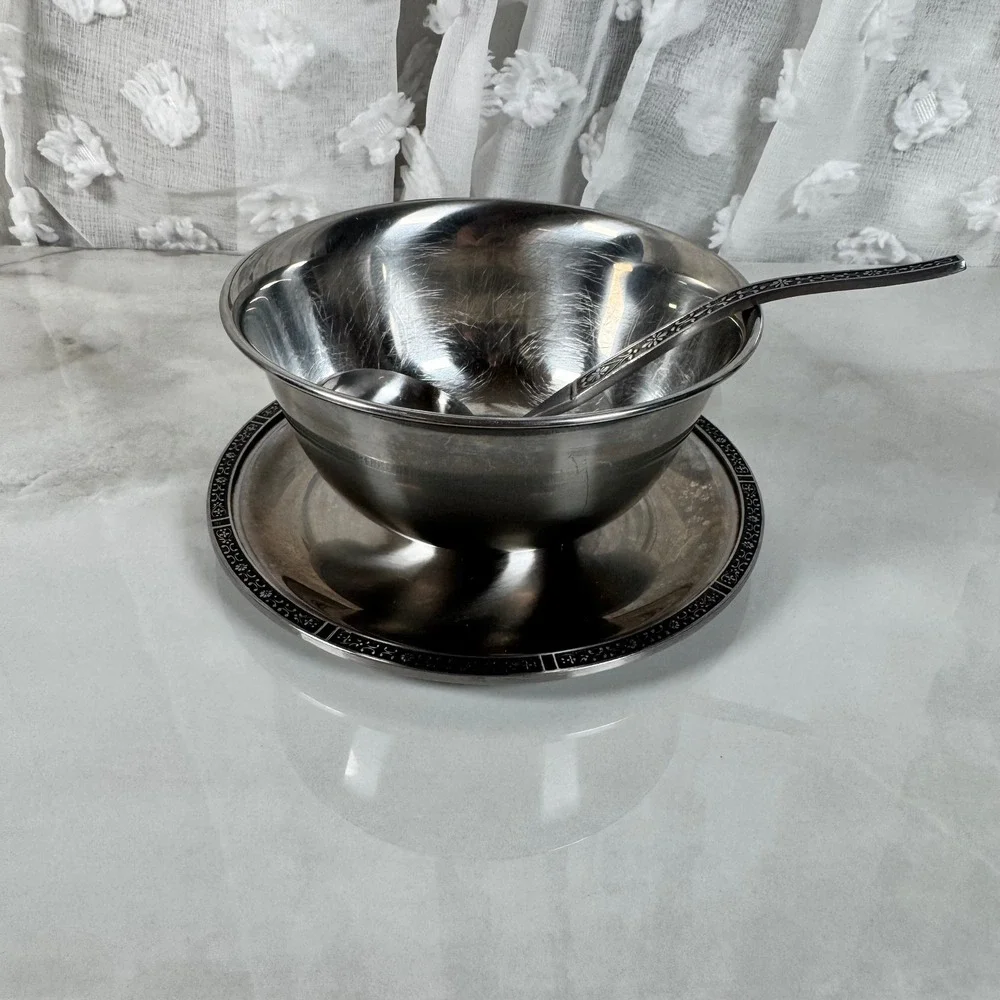 Vintage Cordova Stainless Steel Gravy Boat‎ With Ladle Attached Underplate MCM